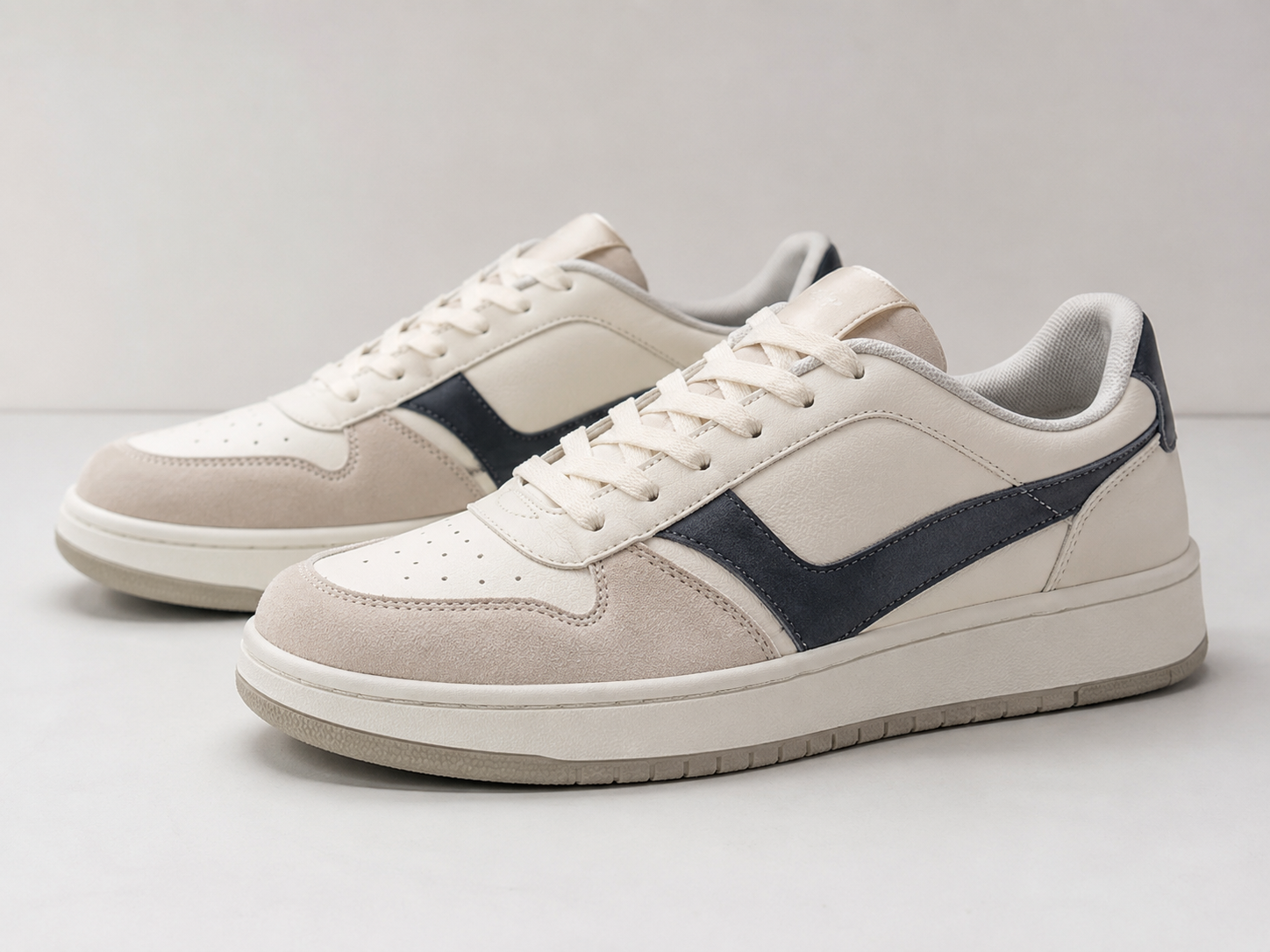 Premium Sneakers for Daily Wear